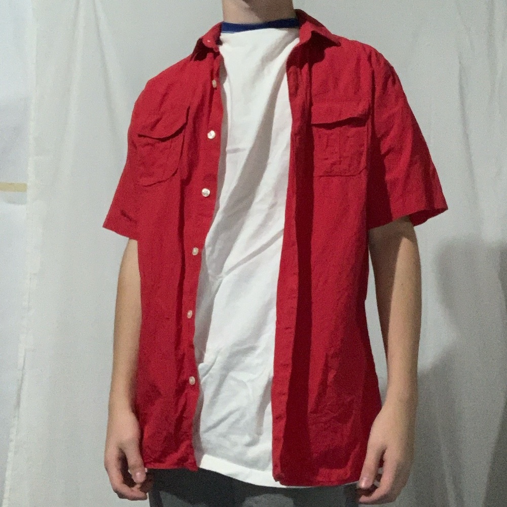 Men’s Red Button Up Short Sleeve medium